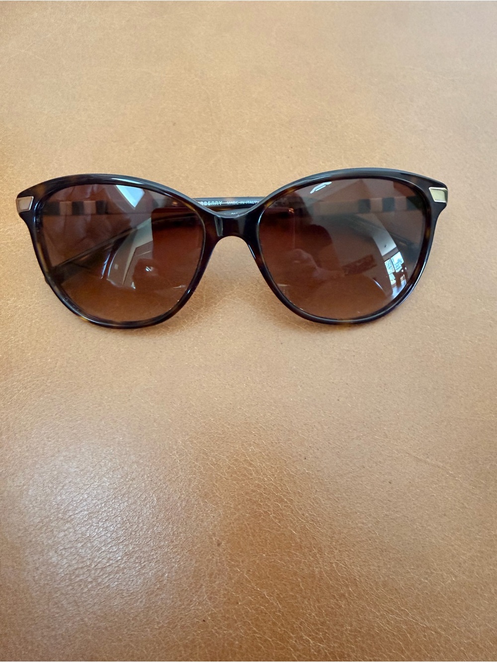 Burberry Brown Cat-Eye Women's Sunglasses (style 4216)